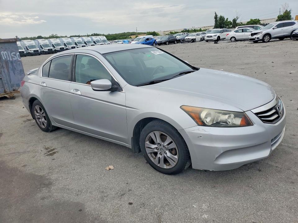 60712206 :رقم المزاد ، 1HGCP2F62CA042038 vin ، 2012 Honda Accord مزاد بيع