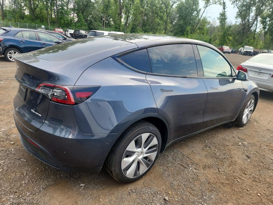 Продажа на аукционе авто 2023 Tesla Model Y, vin: 7SAYGDEE0PA040147, номер лота: 61230176