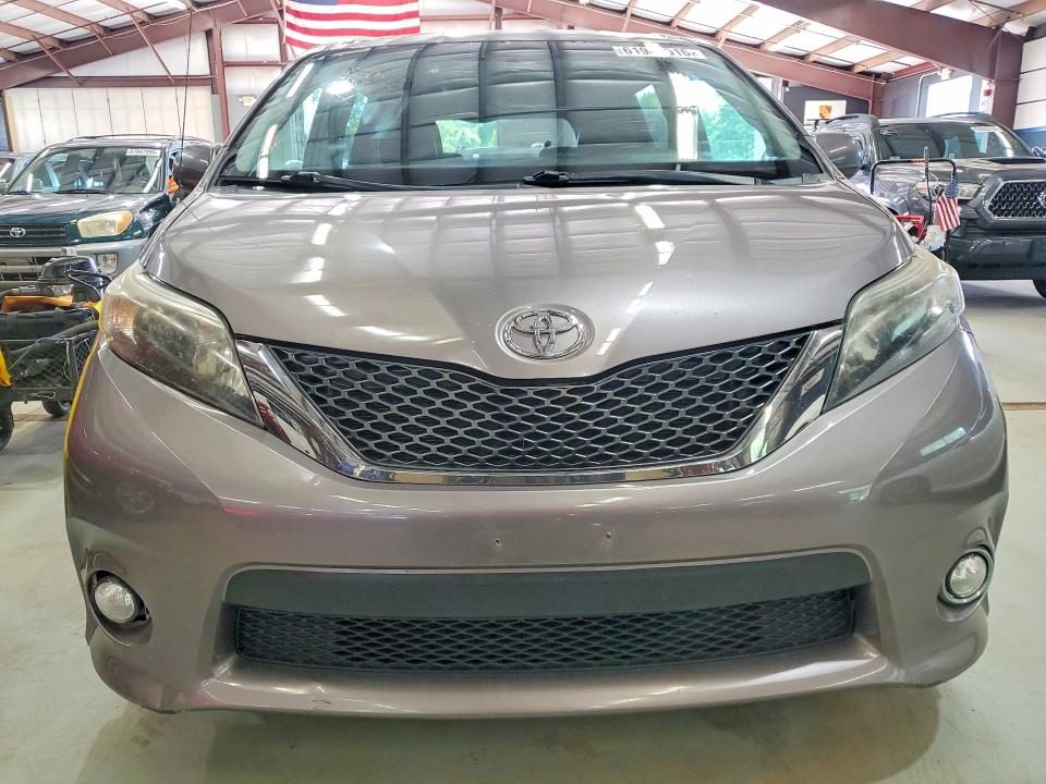 Aukcja sprzedaży 2012 Toyota Sienna, vin: 5TDXK3DC8CS230689, numer aukcji: 61948516