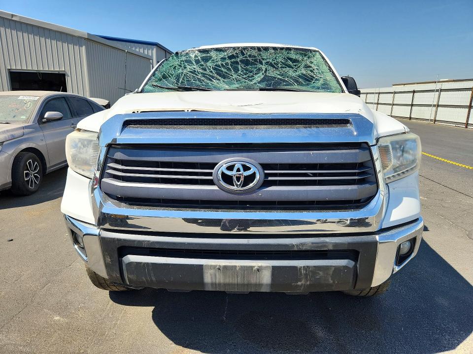 60526196 :رقم المزاد ، 5TFDY5F17FX478925 vin ، 2015 Toyota Tundra مزاد بيع