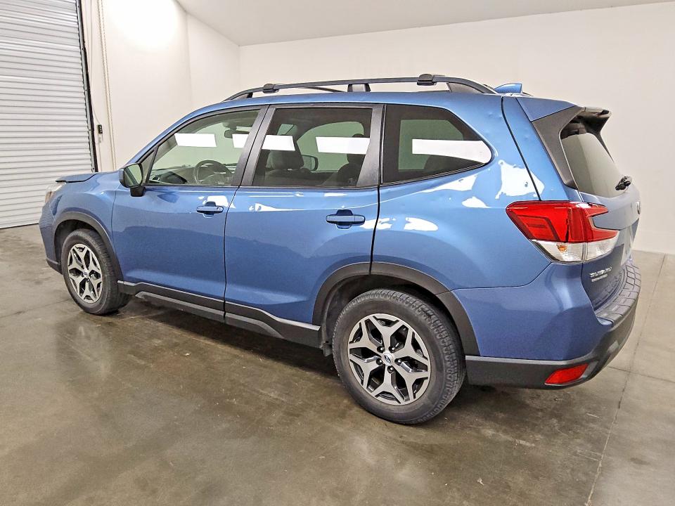 Продажа на аукционе авто 2021 Subaru Forester, vin: JF2SKAFC6MH514888, номер лота: 61985556