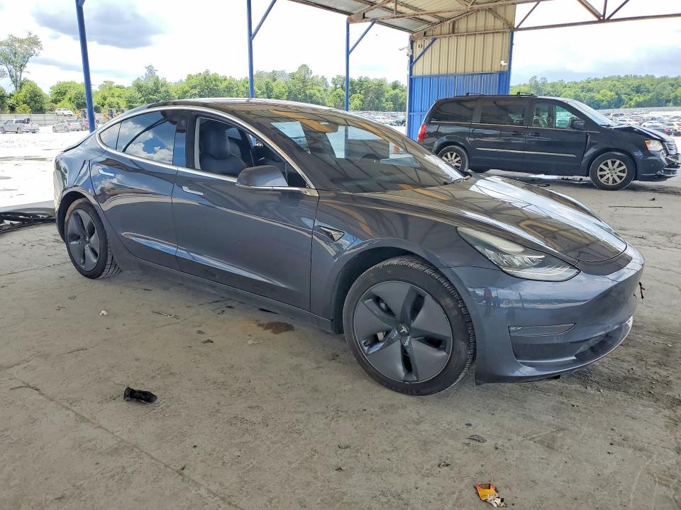 Продажа на аукционе авто 2018 Tesla Model 3, vin: 5YJ3E1EA1JF058319, номер лота: 60601706
