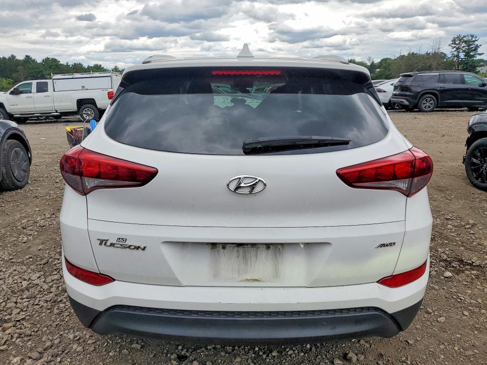 Продажа на аукционе авто 2018 Hyundai Tucson, vin: KM8J3CA46JU668180, номер лота: 63358986