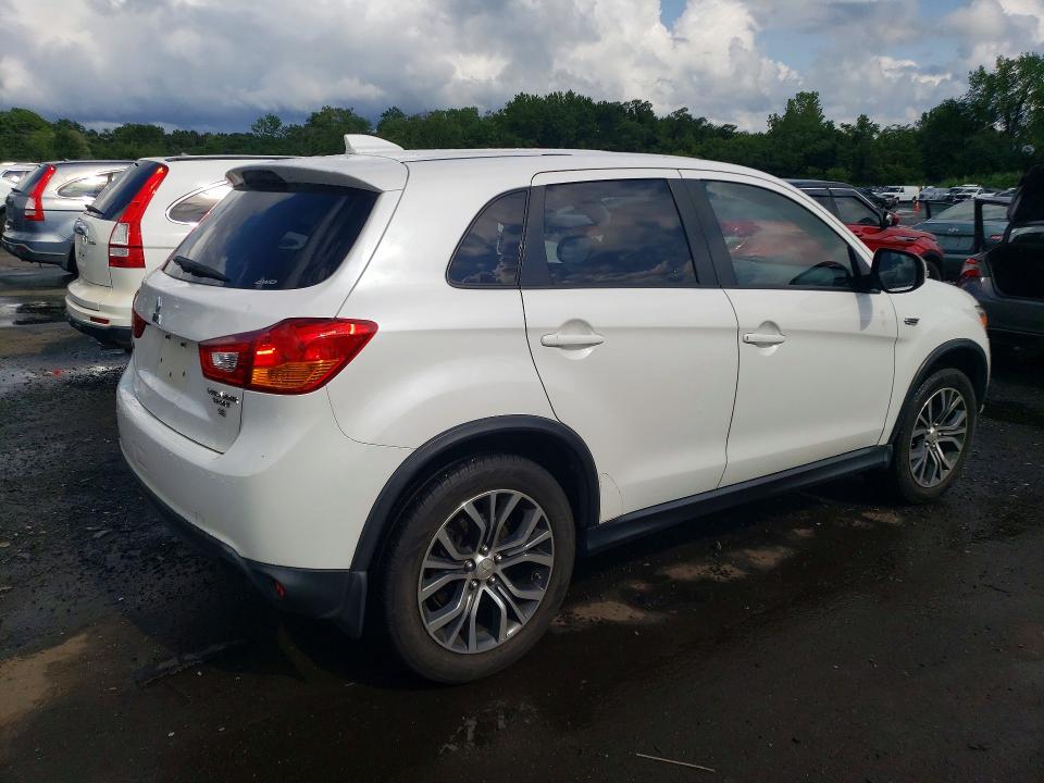 Продажа на аукционе авто 2017 Mitsubishi Outlander Sport, vin: JA4AR3AW1HZ017308, номер лота: 63030386