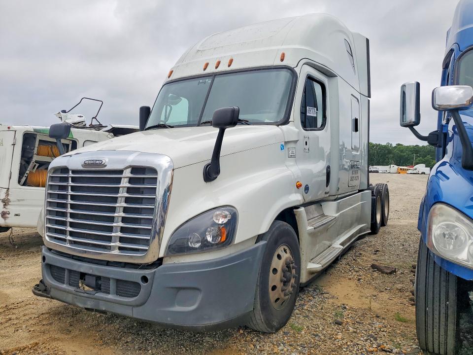 Auction sale of the 2019 Freightliner Cascadia 125, vin: 1FUJGLDR0KLKD2968, lot number: 60617876