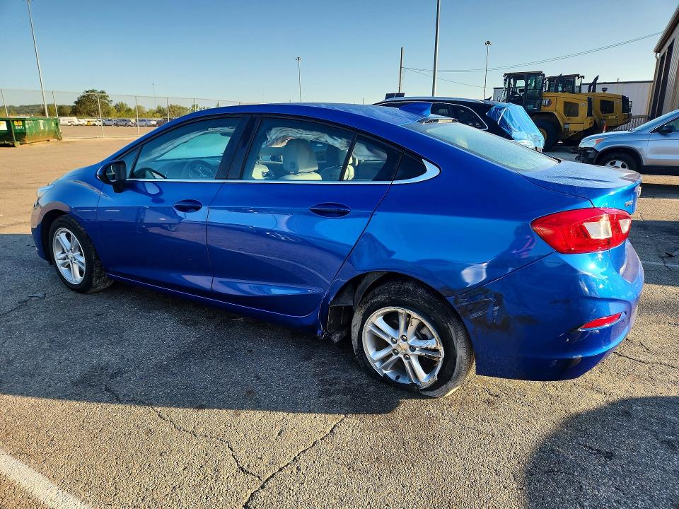 Продаж на аукціоні авто 2017 Chevrolet Cruze, vin: 1G1BE5SM2H7125813, номер лоту: 63177536