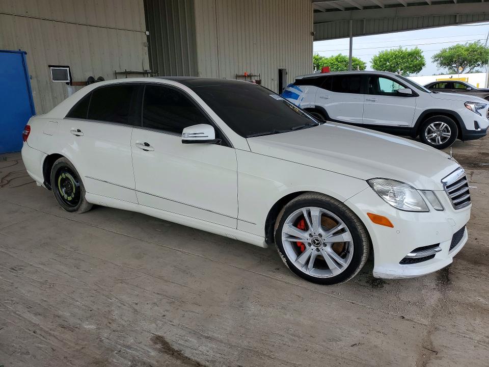 61031486 :رقم المزاد ، WDDHF8JB8CA652790 vin ، 2012 Mercedes-benz E مزاد بيع