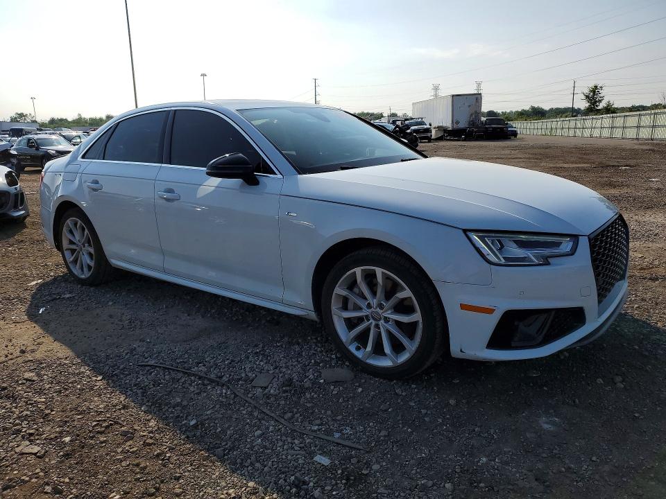 Продажа на аукционе авто 2019 Audi A4, vin: WAUENAF4XKN001554, номер лота: 60423116