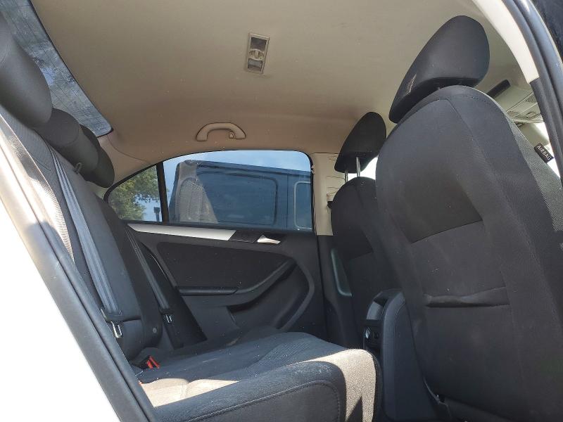 60781866 :رقم المزاد ، 3VWDK7AJXDM364602 vin ، 2013 Volkswagen Jetta مزاد بيع