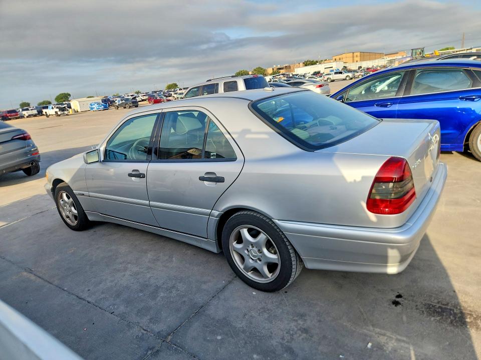 Продажа на аукционе авто 2000 Mercedes-benz C, vin: WDBHA29G7YA845685, номер лота: 61086126