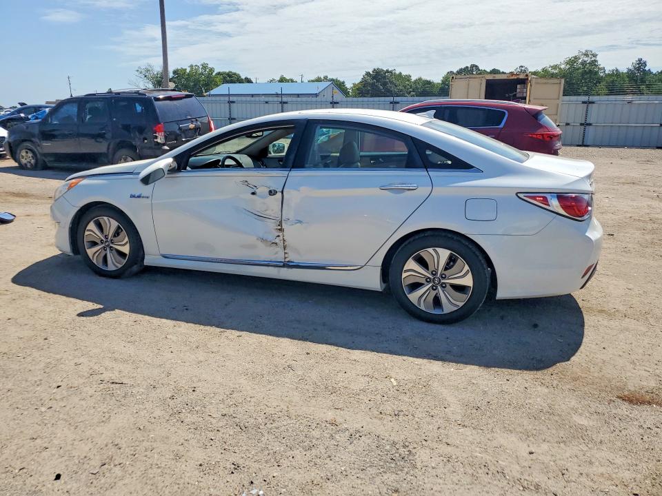 61141296 :رقم المزاد ، KMHEC4A40DA083219 vin ، 2013 Hyundai Sonata مزاد بيع