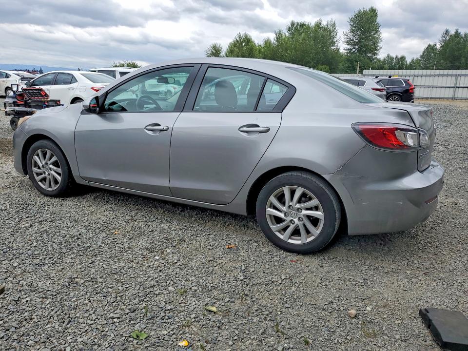61021496 :رقم المزاد ، JM1BL1VG3C1507050 vin ، 2012 Mazda 3 مزاد بيع