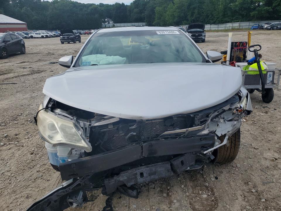 63013406 :رقم المزاد ، 4T1BK1FK4CU007298 vin ، 2012 Toyota Camry مزاد بيع