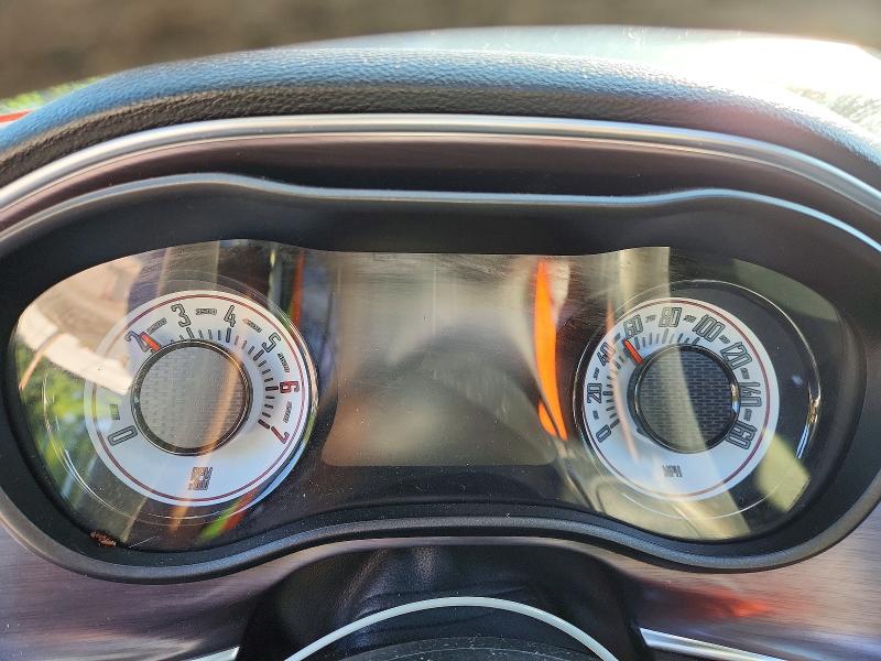 60275816 :رقم المزاد ، 2C3CDZBT7JH287982 vin ، 2018 Dodge Challenger مزاد بيع