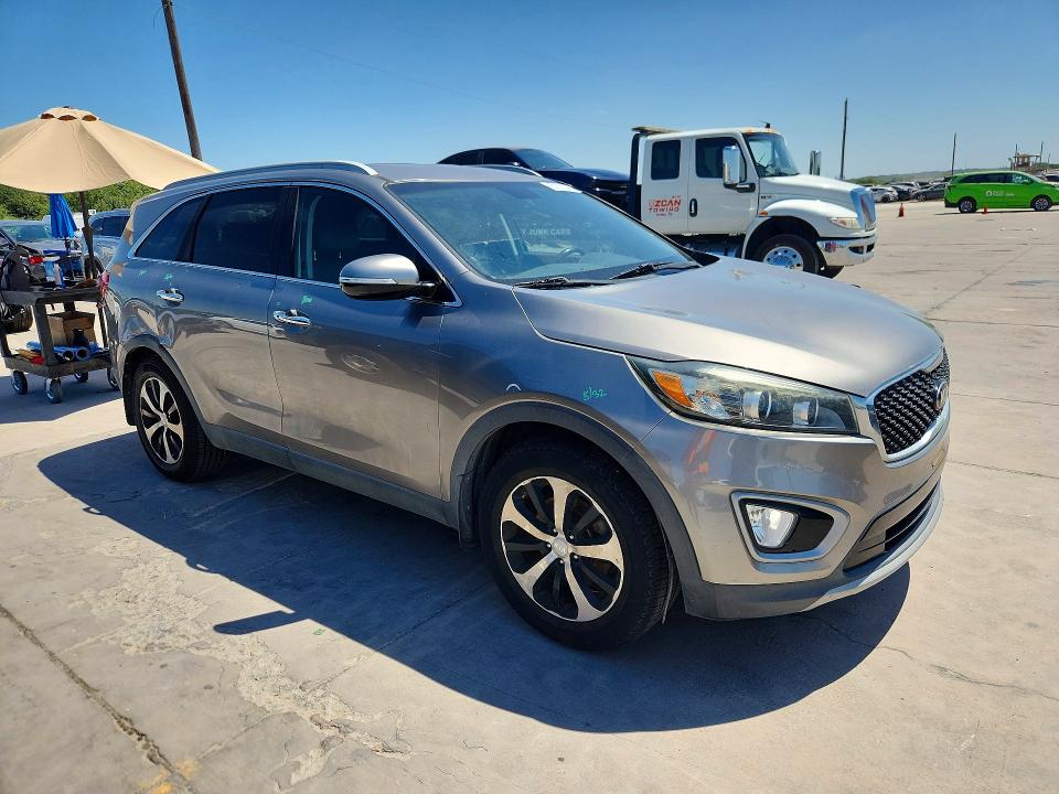 2017 Kia Sorento მანქანა იყიდება აუქციონზე, vin: 5XYPH4A56HG289142, აუქციონის ნომერი: 57311146