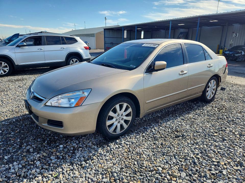 61910766 :رقم المزاد ، 1HGCM66857A079270 vin ، 2007 Honda Accord مزاد بيع