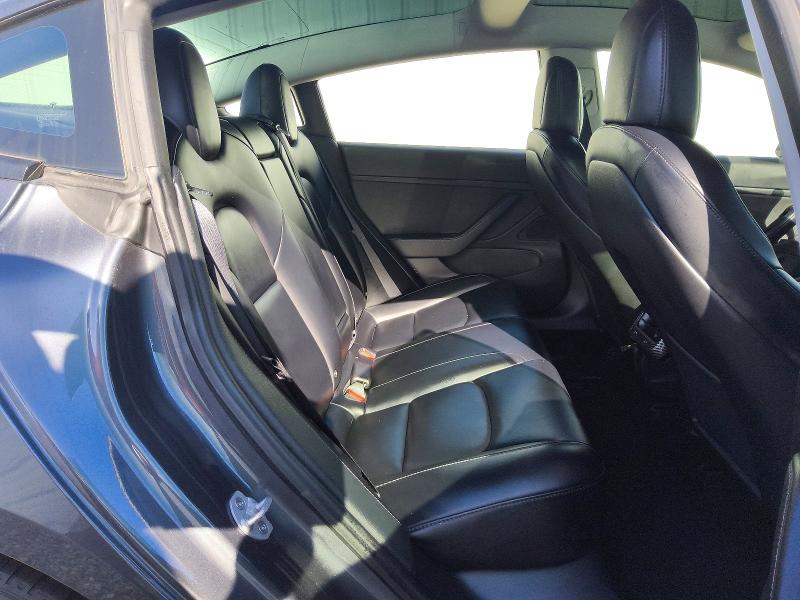 Продажа на аукционе авто 2018 Tesla Model 3, vin: 5YJ3E1EB7JF185035, номер лота: 59901386