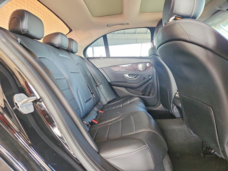 2015 Mercedes-benz C მანქანა იყიდება აუქციონზე, vin: 55SWF4JB4FU069413, აუქციონის ნომერი: 62617346