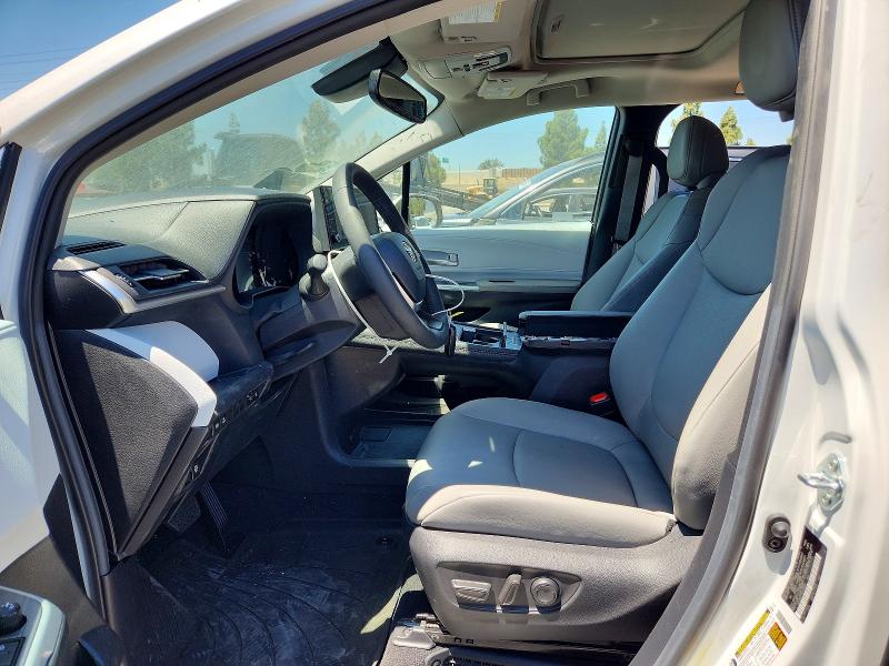 63150986 :رقم المزاد ، 5TDJRKEC4SS269840 vin ، 2025 Toyota Sienna مزاد بيع