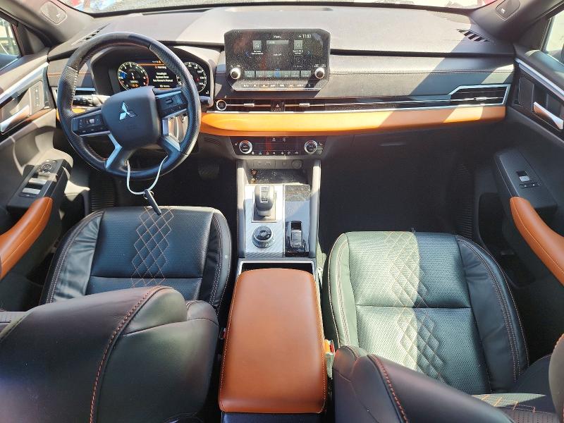 61187376 :رقم المزاد ، JA4J3VA87NZ008297 vin ، 2022 Mitsubishi Outlander مزاد بيع