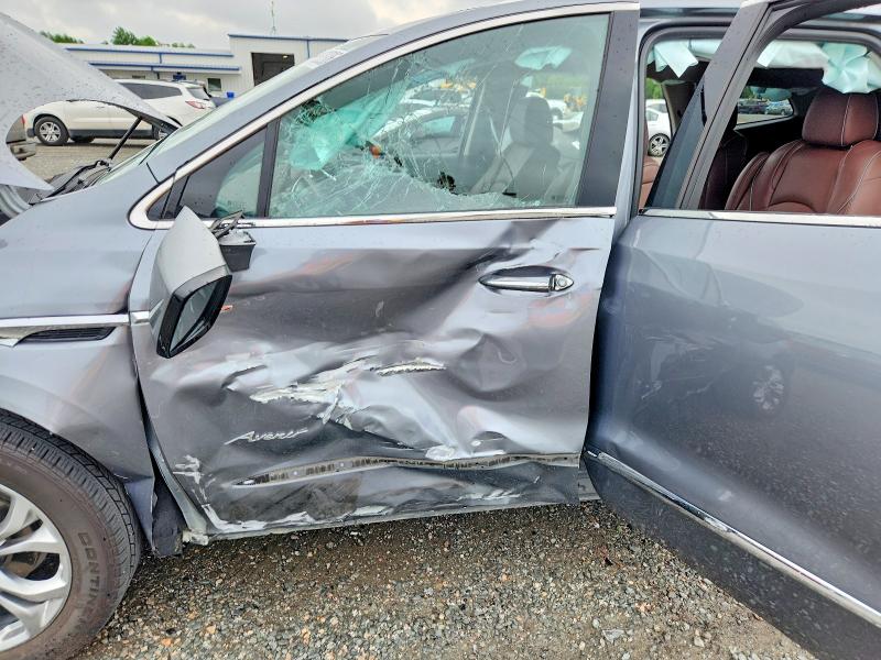 60322206 :رقم المزاد ، 5GAERDKW1MJ119813 vin ، 2021 Buick Enclave مزاد بيع