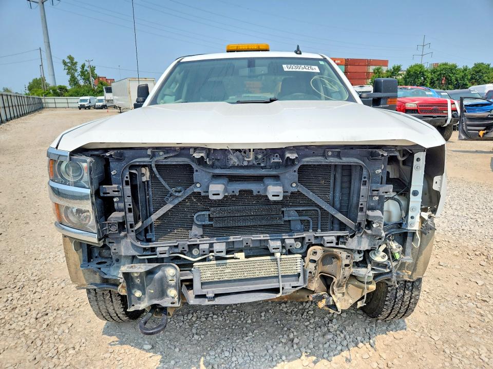 Продаж на аукціоні авто 2019 Chevrolet Silverado, vin: 2GC2KREG2K1230952, номер лоту: 60305426