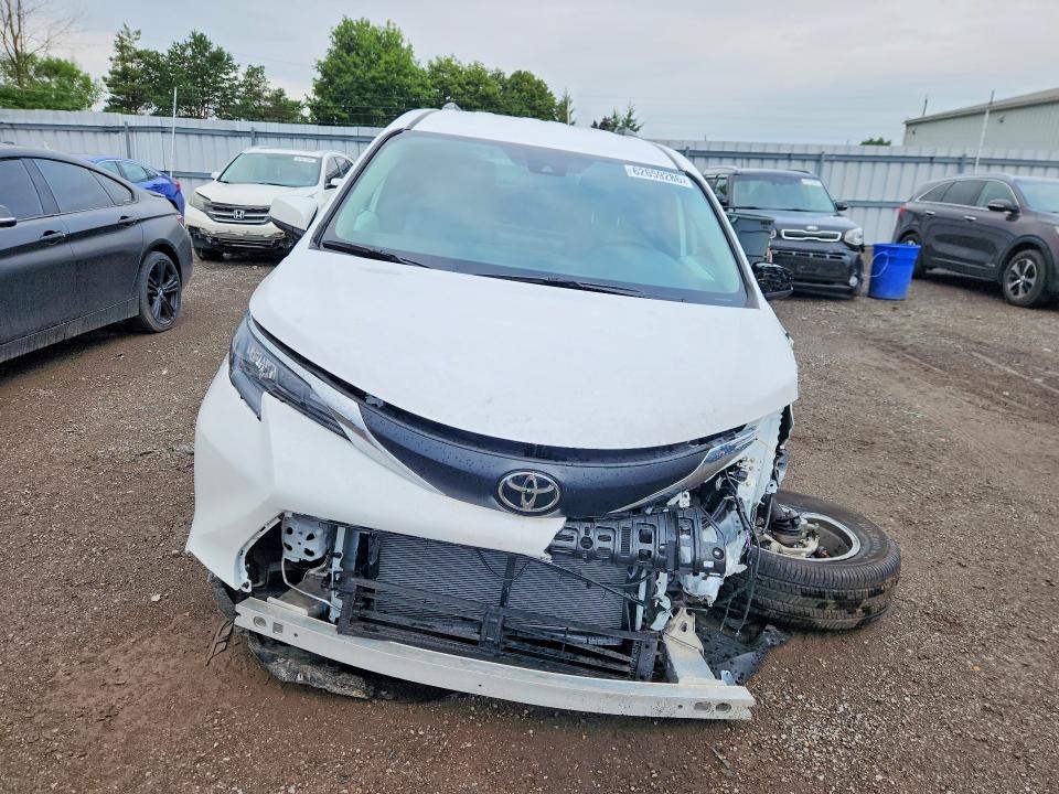 2026 Toyota Sienna მანქანა იყიდება აუქციონზე, vin: 5TDGSKFC5TS245335, აუქციონის ნომერი: 62659286