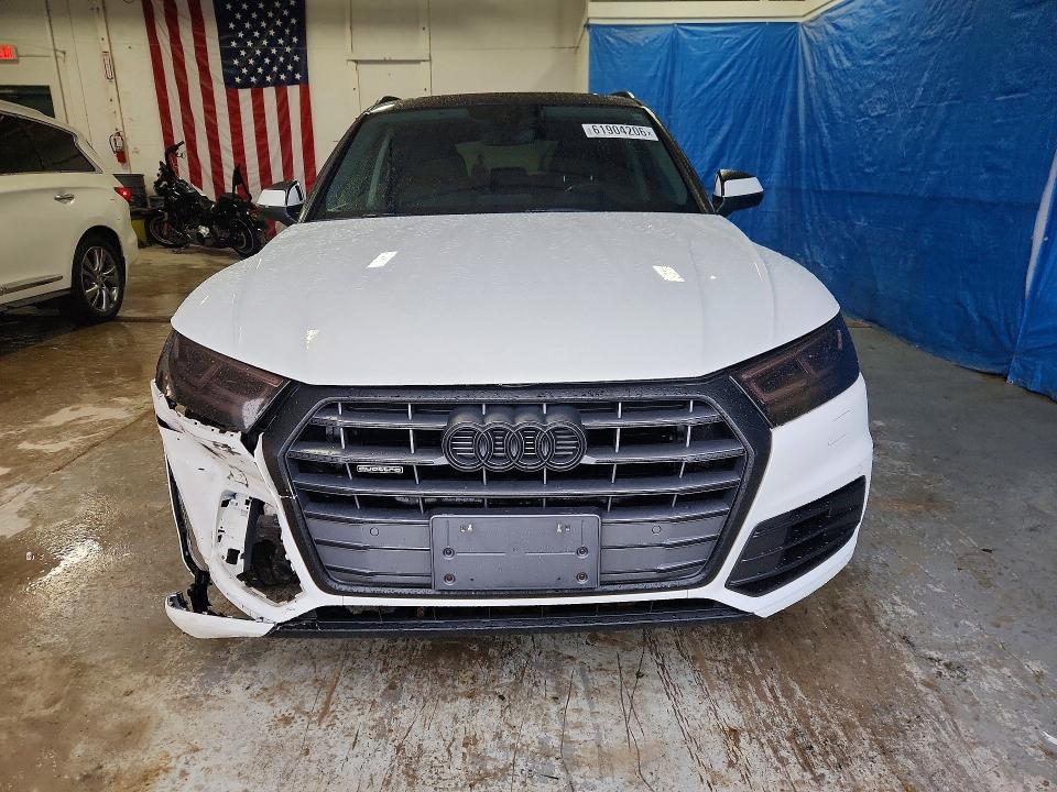 61904206 :رقم المزاد ، WA1BNAFY8J2003502 vin ، 2018 Audi Q5 مزاد بيع