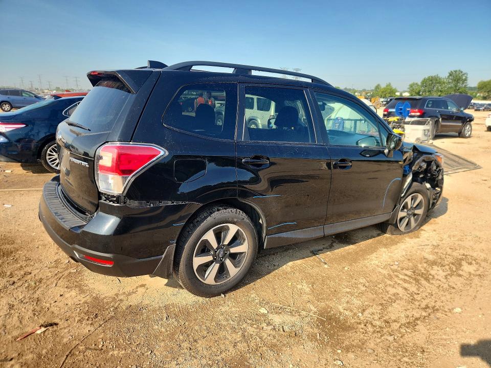 2018 Subaru Forester მანქანა იყიდება აუქციონზე, vin: JF2SJAEC2JH589488, აუქციონის ნომერი: 60611356