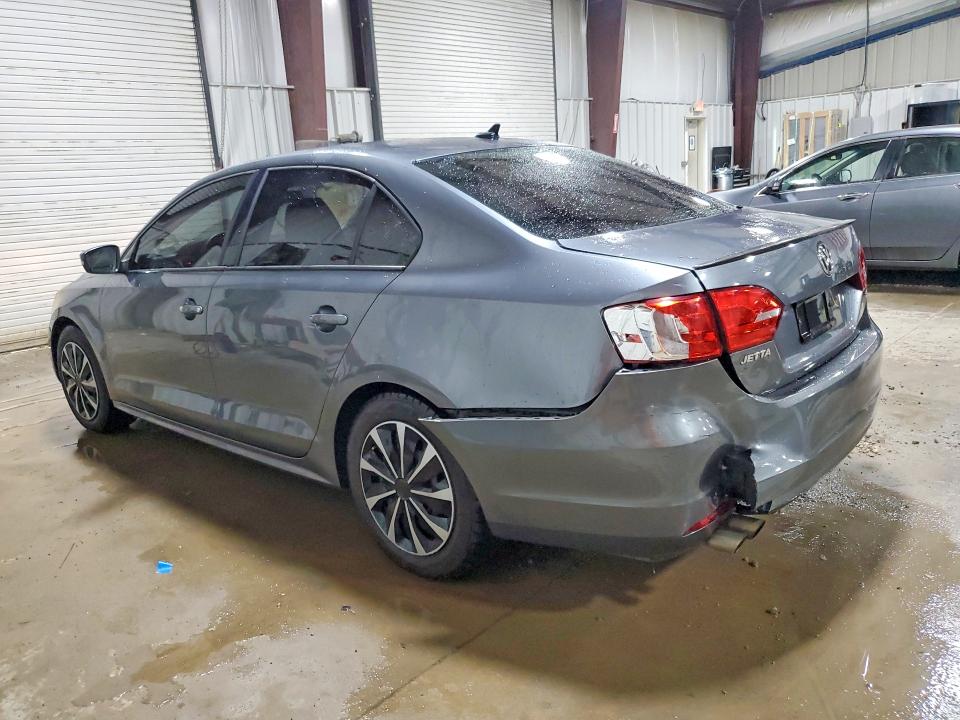 60742146 :رقم المزاد ، 3VWD17AJ9EM246464 vin ، 2014 Volkswagen Jetta مزاد بيع