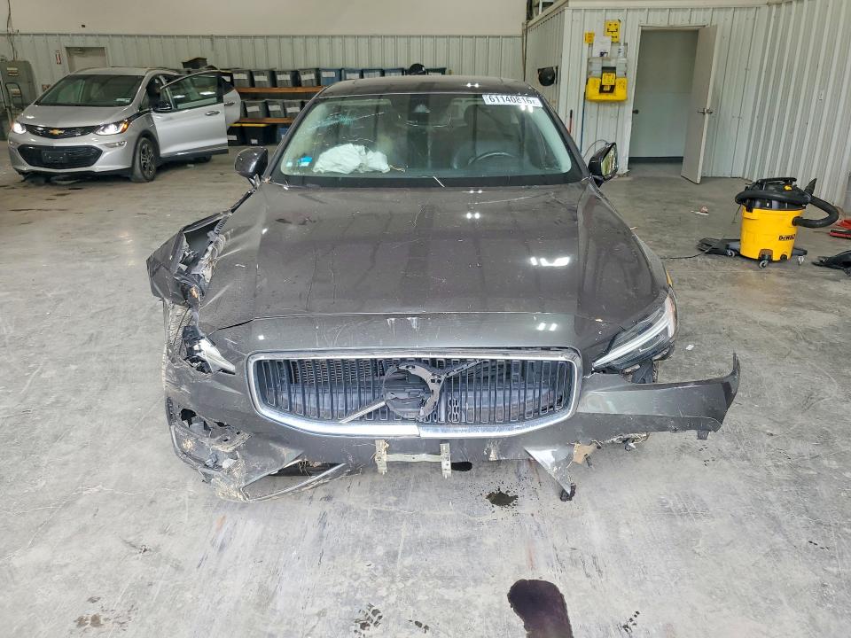 61140816 :رقم المزاد ، 7JRA22TK7KG005263 vin ، 2019 Volvo S60 مزاد بيع