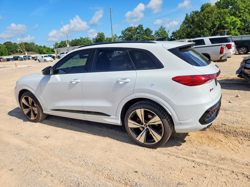 Продаж на аукціоні авто 2025 Audi Sq5, vin: WA135AGU7S2112082, номер лоту: 60215316