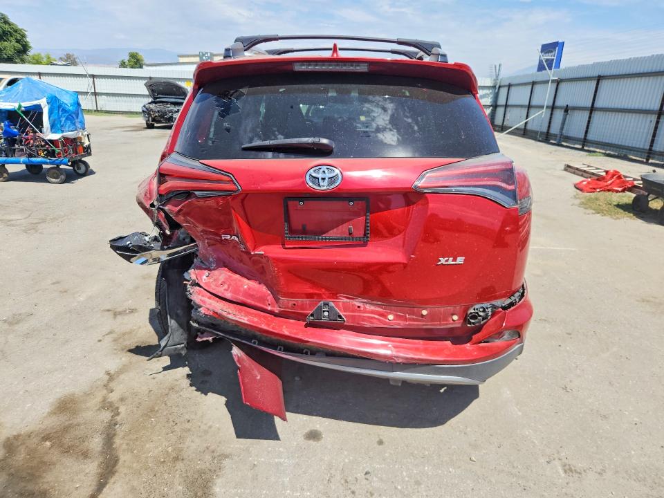Продажа на аукционе авто 2017 Toyota Rav4, vin: 2T3WFREV7HW400663, номер лота: 61781006