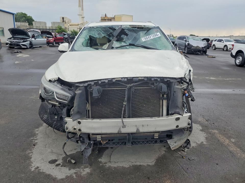 60421286 :رقم المزاد ، 5N1DL0MN7JC531996 vin ، 2018 Infiniti Qx60 مزاد بيع