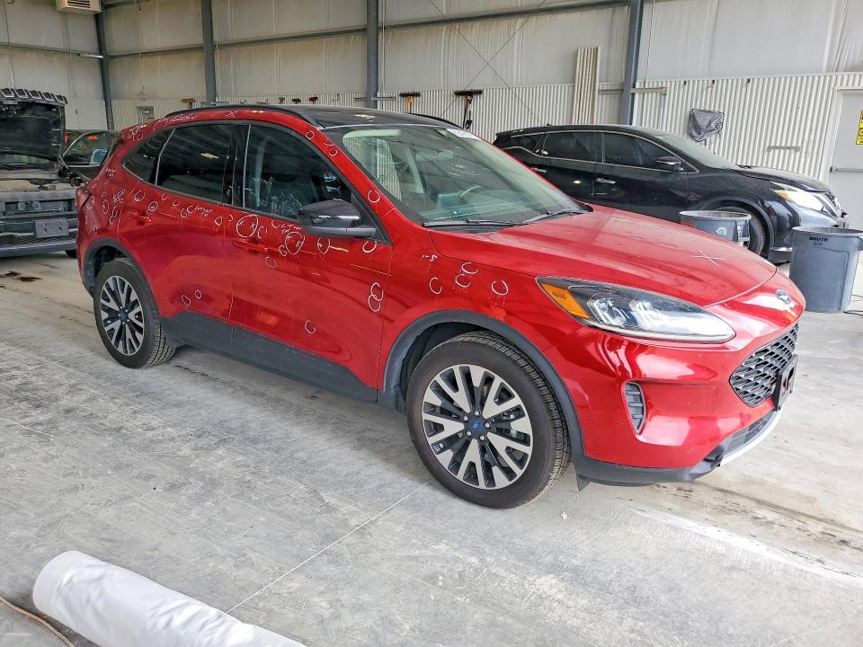 Продажа на аукционе авто 2020 Ford Escape, vin: 1FMCU9BZ4LUC56099, номер лота: 62426576