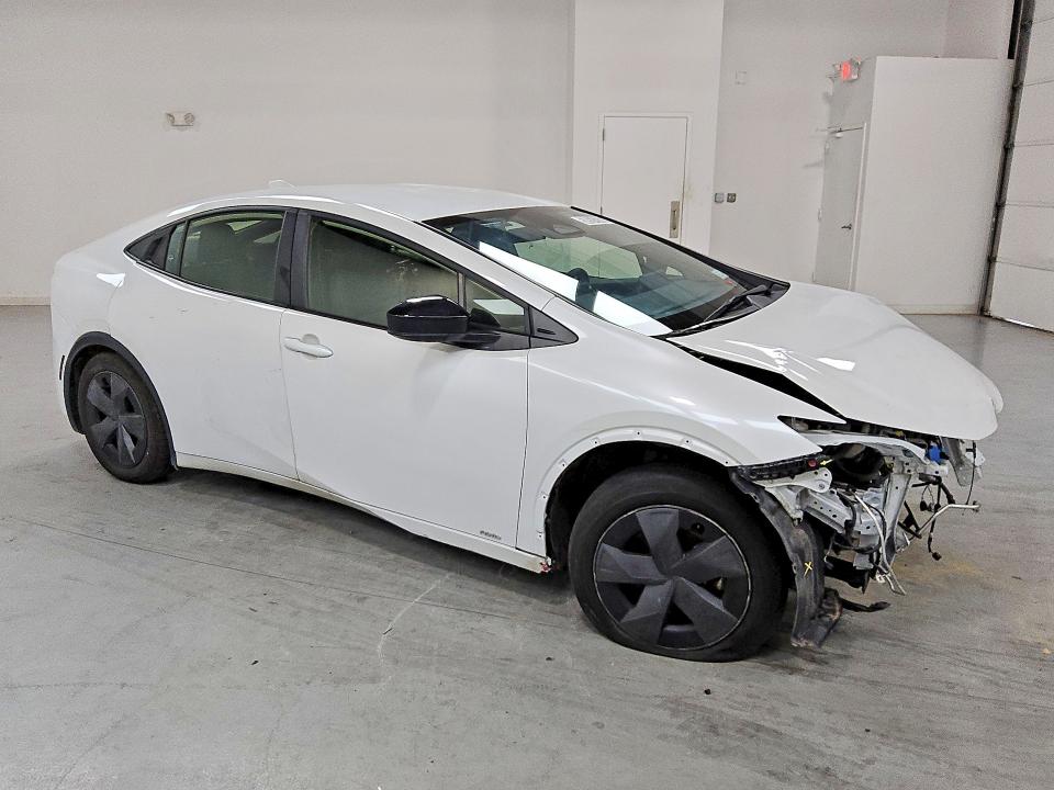58924206 :رقم المزاد ، JTDADABU8R3017669 vin ، 2024 Toyota Prius مزاد بيع