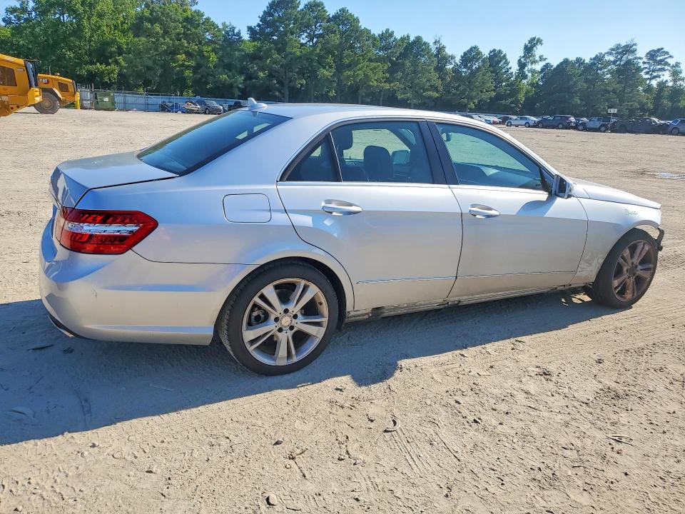 Продажа на аукционе авто 2013 Mercedes-benz E, vin: WDDHF5KB4DA727175, номер лота: 61008606