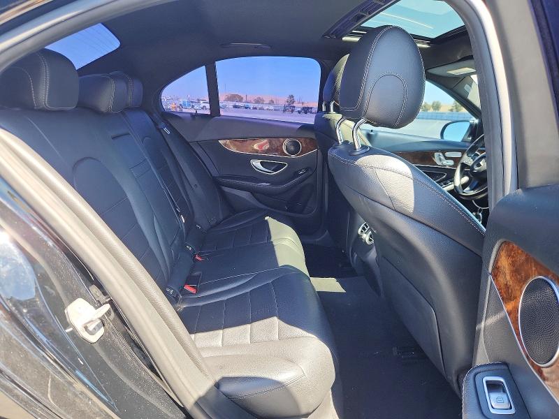 62871846 :رقم المزاد ، 55SWF4JB2JU273880 vin ، 2018 Mercedes-benz C مزاد بيع