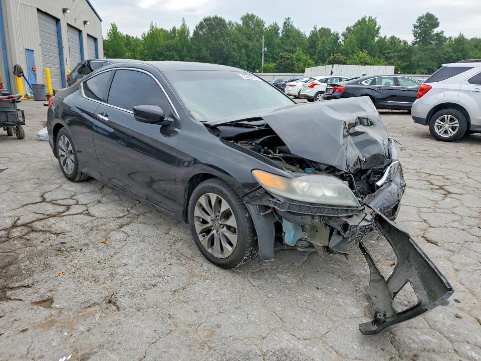 62439716 :رقم المزاد ، 1HGCT1B38EA008562 vin ، 2014 Honda Accord مزاد بيع