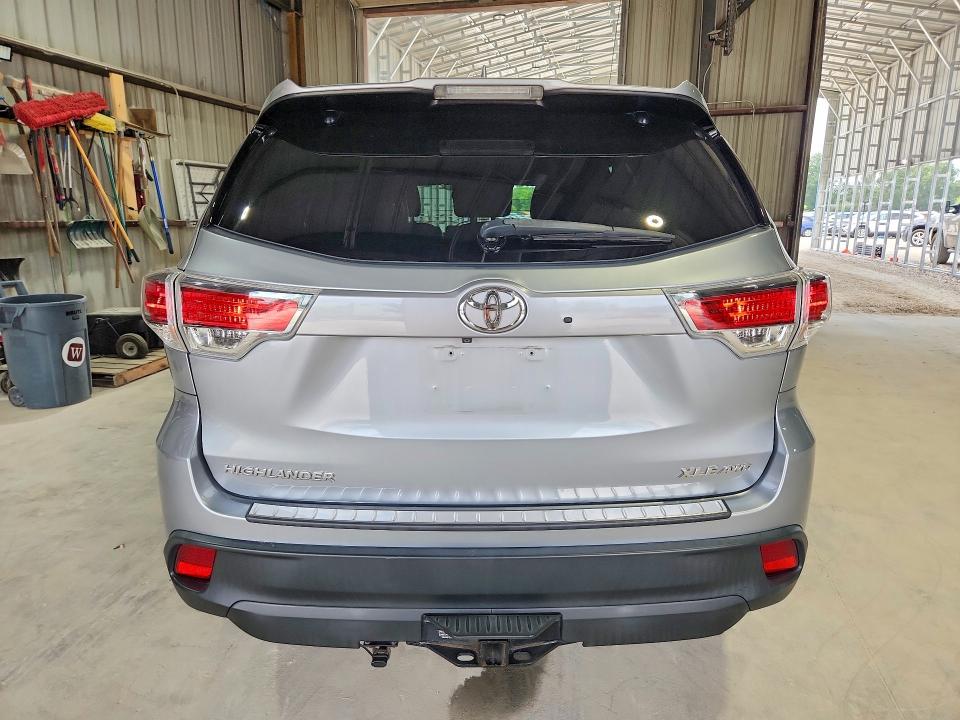 Продажа на аукционе авто 2015 Toyota Highlander, vin: 5TDJKRFH9FS176762, номер лота: 60467806