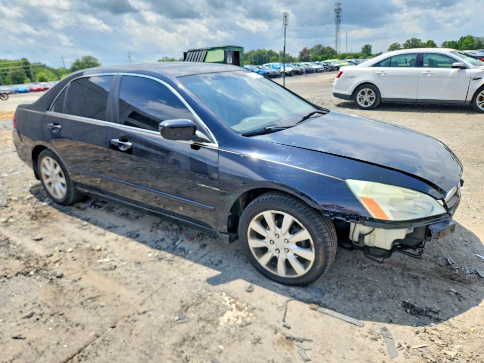 Продажа на аукционе авто 2006 Honda Accord, vin: 1HGCM66896A011911, номер лота: 61912436