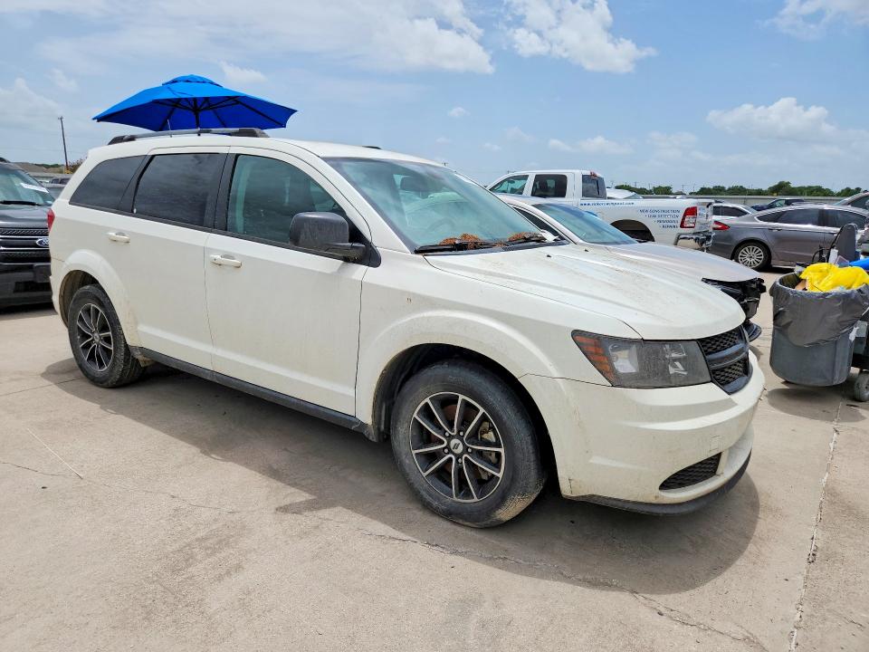 61442546 :رقم المزاد ، 3C4PDCAB5JT490637 vin ، 2018 Dodge Journey مزاد بيع