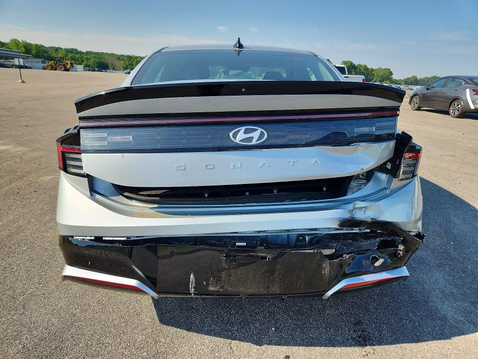 Auction sale of the 2025 Hyundai Sonata, vin: KMHL64JA6SA508234, lot number: 61220786