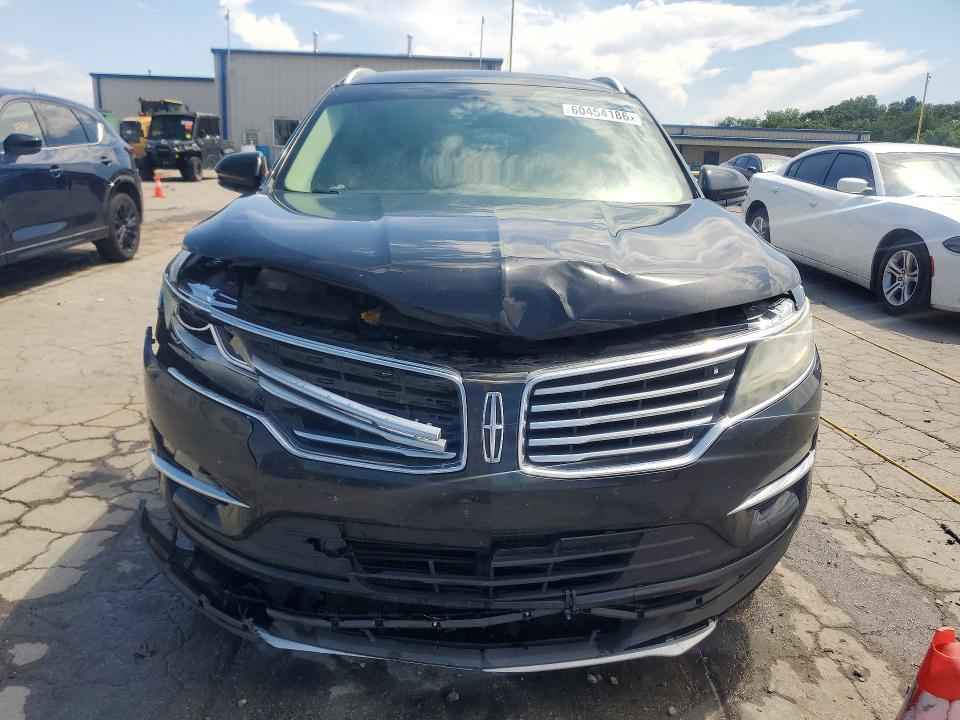 60454186 :رقم المزاد ، 5LMCJ2C96HUL27659 vin ، 2017 Lincoln Mkc مزاد بيع