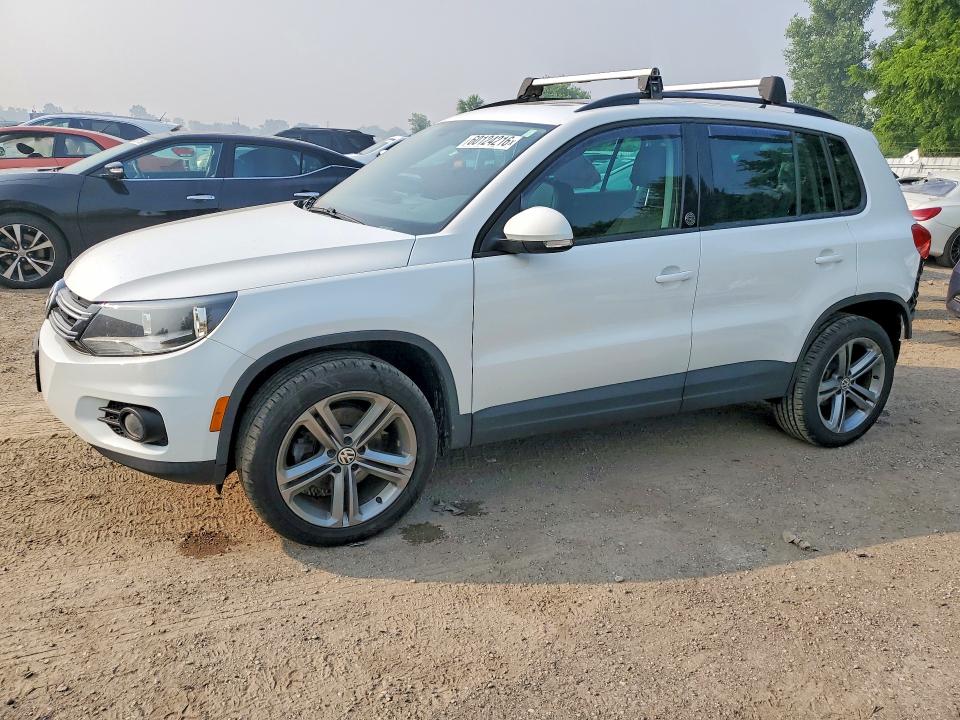 60124216 :رقم المزاد ، WVGNV7AX8HK015448 vin ، 2017 Volkswagen Tiguan مزاد بيع