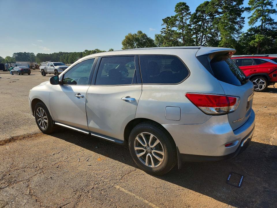 Продажа на аукционе авто 2015 Nissan Pathfinder, vin: 5N1AR2MM7FC641684, номер лота: 62647406