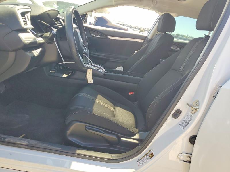 60133726 :رقم المزاد ، 19XFC2F70JE206607 vin ، 2018 Honda Civic مزاد بيع