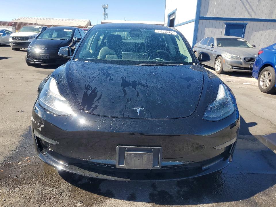 2022 Tesla Model 3 მანქანა იყიდება აუქციონზე, vin: 5YJ3E1EB8NF305124, აუქციონის ნომერი: 60483316