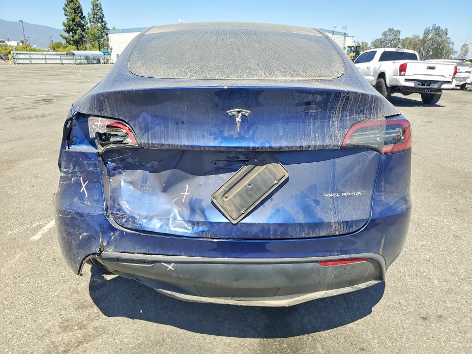 2024 Tesla Model Y მანქანა იყიდება აუქციონზე, vin: 7SAYGDEE4RF083704, აუქციონის ნომერი: 62931756