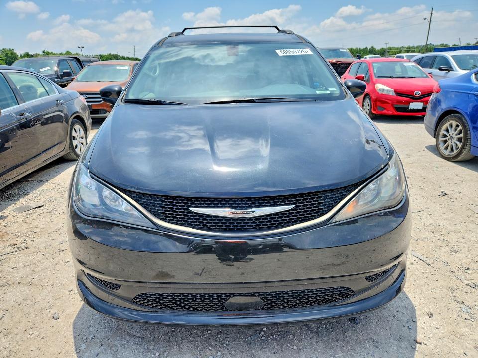 2021 Chrysler Voyager მანქანა იყიდება აუქციონზე, vin: 2C4RC1DG2MR552235, აუქციონის ნომერი: 60655726